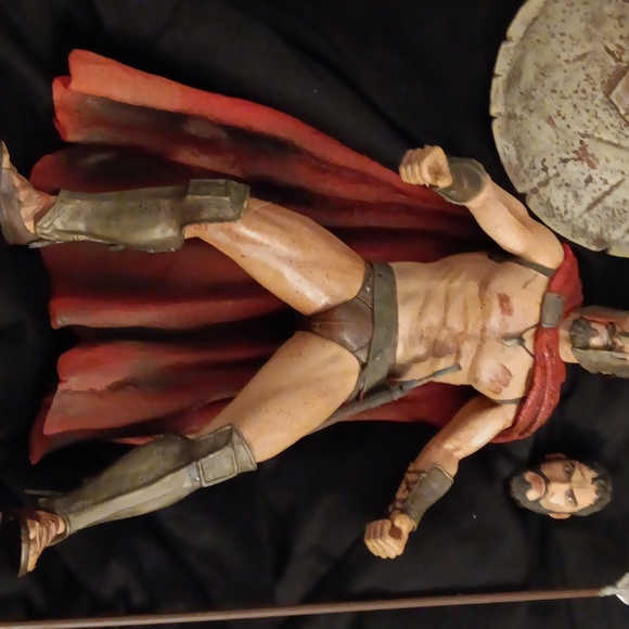King Leonidas speaking action figure - Picture 3 of 6